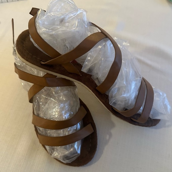 🎁Bundle 4 Free! 1st Kiss Strappy Camel Brown Sandals Size 8 - Picture 7 of 9